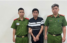 TP Hồ Chí Minh: Điều tra vụ người đàn ông hành hung shipper tại phường Rạch Dừa