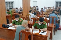 Tiếp nhận 33 công dân bị trục xuất, hỗ trợ tái hòa nhập cộng đồng