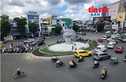 TP Hồ Chí Minh: Vòng xoay Lăng Cha Cả khoác diện mạo mới với biểu tượng chim Lạc