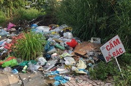 Tìm giải pháp ngăn xe rác &#39;đổ chui&#39; ở TP Hồ Chí Minh