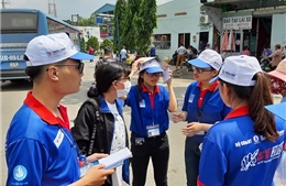 12.000 tình nguyện viên hỗ trợ tân sinh viên về TP Hồ Chí Minh nhập học