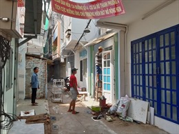 TP Hồ Chí Minh: Người dân quận 3 góp đất mở rộng hẻm