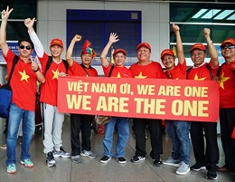 Người hâm mộ &#39;ùn ùn&#39; sang Philippines tiếp lửa cho đội tuyển U22 Việt Nam