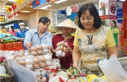 TP Hồ Chí Minh: Cửa hàng, siêu thị phục vụ khách hàng xuyên Tết 