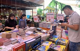 Giảm giá đến 70% các loại sách trong ngày Báo chí Cách mạng Việt Nam