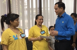 TP Hồ Chí Minh kêu gọi người lao động cài ứng dụng Bluezone phòng chống dịch COVID-19