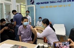 64.272 liều vaccine COVID-19 đã được tiêm cho đội ngũ chống dịch tại TP Hồ Chí Minh