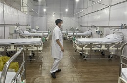 TP Hồ Chí Minh: Các bệnh viện dã chiến bắt đầu &#39;vắng&#39; bệnh nhân