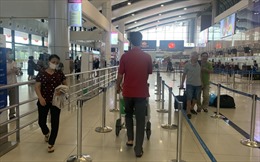 Người có vé máy bay đi nước ngoài muốn đến sân bay Tân Sơn Nhất cần làm thủ tục gì?