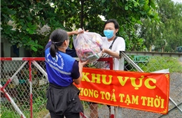 TP Hồ Chí Minh: Đội SOS đã trao 14.438 túi an sinh đến người dân khó khăn