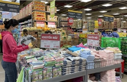 TP Hồ Chí Minh: Lượng khách hàng tăng lên tại nhiều điểm bán lẻ 
