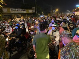 TP Hồ Chí Minh: Tiếp nhận gần 7.000 đơn xin được đi đón người thân ở các tỉnh