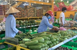 TP Hồ Chí Minh: Doanh nghiệp bình ổn nỗ lực giữ giá để chia sẻ khó khăn với người tiêu dùng
