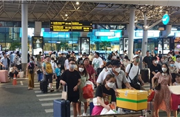 Sân bay Tân Sơn Nhất đón gần 70.000 lượt khách trong ngày 4/9