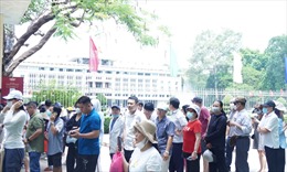 TP Hồ Chí Minh: Các điểm vui chơi, giải trí quá tải trong ngày 30/4