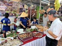 Nhiều món ăn đặc sắc tại Lễ hội ‘Rạng danh văn hóa ẩm thực Việt’