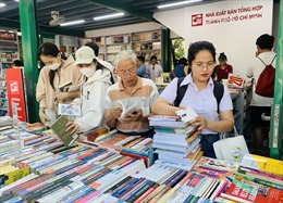 Đường sách TP Hồ Chí Minh đạt doanh thu gần 60 tỷ đồng