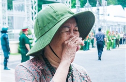 Những giọt nước mắt tình cảm của người dân miền Nam tiếc thương Tổng Bí thư Nguyễn Phú Trọng
