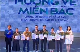 Văn nghệ sĩ TP Hồ Chí Minh chung tay góp sức hướng về miền Bắc