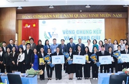 Trao giải cuộc thi VMoot - Phiên tòa giả định cấp Quốc gia năm 2024