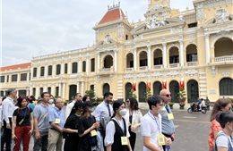 Tạm ngưng tour tham quan trụ sở HĐND - UBND TP Hồ Chí Minh để sửa chữa, cải tạo