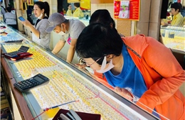 Giảm chênh lệch giá vàng nội - ngoại: Phải &#39;đánh&#39; vào gốc cung - cầu và độc quyền