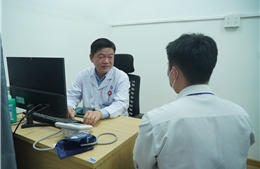 Khi giới trẻ dễ tổn thương - Bài 1: Mong manh trong thời đại sung túc