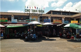 Chợ biên giới Tịnh Biên trầm lắng những tháng cuối năm