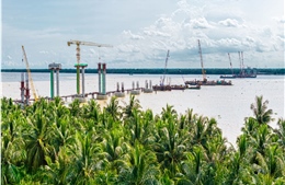 Tăng tốc thi công cầu Đại Ngãi 1 nối nhịp phát triển vùng ĐBSCL