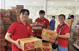 TP Hồ Chí Minh: &#39;Cháy&#39; các mặt hàng thiết yếu dùng gửi cứu trợ