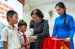 Quỹ Vừ A Dính ký kết tài trợ hơn 52 tỷ đồng cho các dự án giáo dục