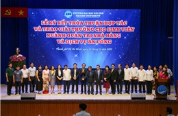 Trường Đại học Sài Gòn kí kết hợp tác với doanh nghiệp để đào tạo gắn với thực tiễn