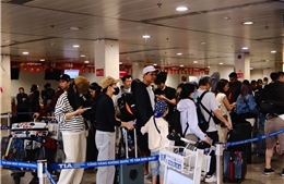 Sân bay Tân Sơn Nhất đón lượng khách cao kỷ lục trong ngày cuối kỳ nghỉ Tết Dương lịch