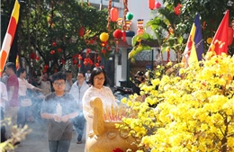 Nét đẹp văn hóa truyền thống đi lễ đầu Xuân