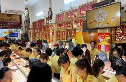 Giá vàng sáng đầu tuần giảm nhẹ, chênh lệch mua - bán lên 3 triệu đồng/lượng