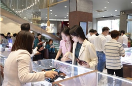 Giá vàng quay đầu giảm, thị trường mua bán ổn định