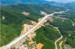 Cao tốc Khánh Hòa - Buôn Ma Thuột tăng tốc để sớm hoàn thành cơ bản trong năm 2026