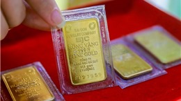 Điều gì đang xảy ra khi giá vàng liên tục lập đỉnh mới?