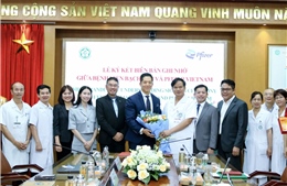 Pfizer Việt Nam và Bệnh viện Bạch Mai tăng cường hợp tác chăm sóc sức khỏe