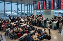 Các hãng hàng không nỗ lực tìm lối thoát giữa bất ổn chính trị Trung Đông