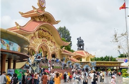 TP Hồ Chí Minh: Điểm vui chơi nội thành hút khách dịp lễ 2/9