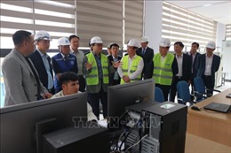 Bí thư Thành ủy Hà Nội kiểm tra Nhà máy nước mặt sông Đuống  