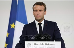 Tổng thống Macron mời tân Thủ tướng Anh thăm Pháp