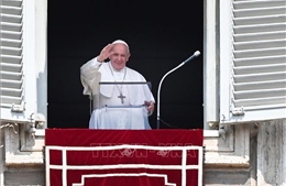 Giáo hoàng Francis chủ trì thánh lễ Giáng sinh truyền thống của Tòa thánh Vatican
