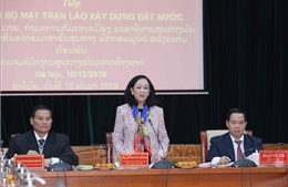  Đồng chí Trương Thị Mai tiếp Đoàn Trung ương Mặt trận Lào xây dựng đất nước