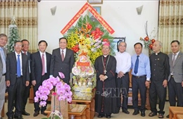 Chủ tịch Ủy ban Trung ương MTTQ Việt Nam chúc mừng đồng bào Công giáo Giáo phận Nha Trang