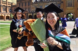 Bộ Y tế Australia khuyến nghị nới lỏng lệnh cấm nhập cảnh đối với học sinh Trung Quốc