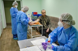 Ukraine gia hạn các biện pháp cách ly 