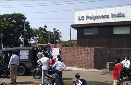 Khí độc tiếp tục rò rỉ sau sự cố khiến 11 người thiệt mạng tại nhà máy LG Polyme