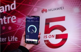 Trung Quốc phản ứng việc Anh cấm mua thiết bị 5G của Huawei 